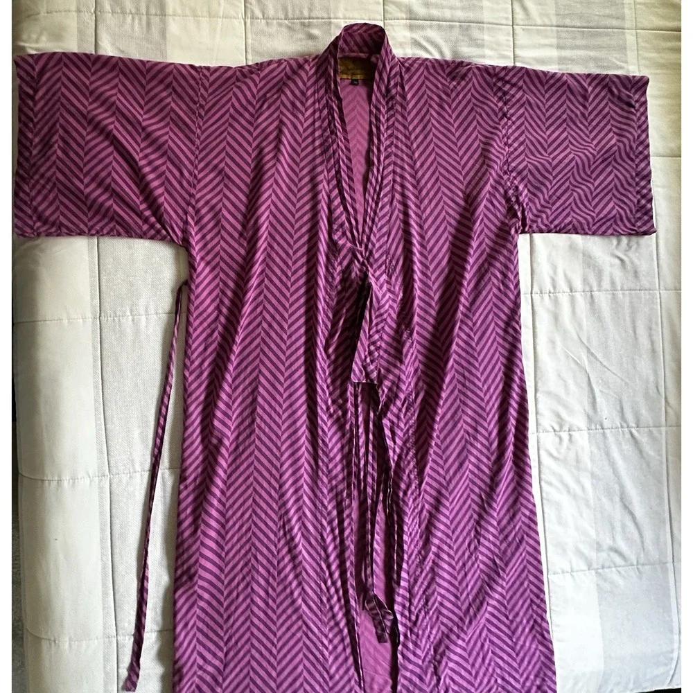 Four Seasons Resort Bali at Jimbaran Bay Cotton Kimono‎ Robe Purple Chevron M